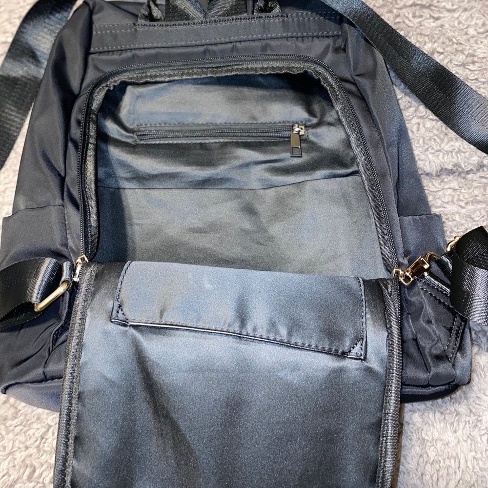 Backpack purse - Picture 3 of 3